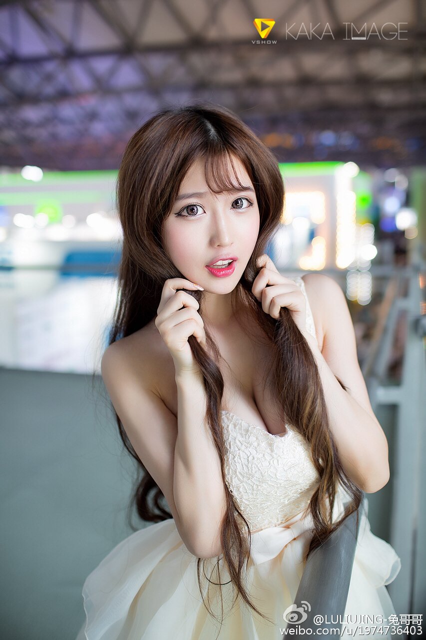 LULIUJING-兔哥哥 2016ChinaJoyN5游戏多超美SG