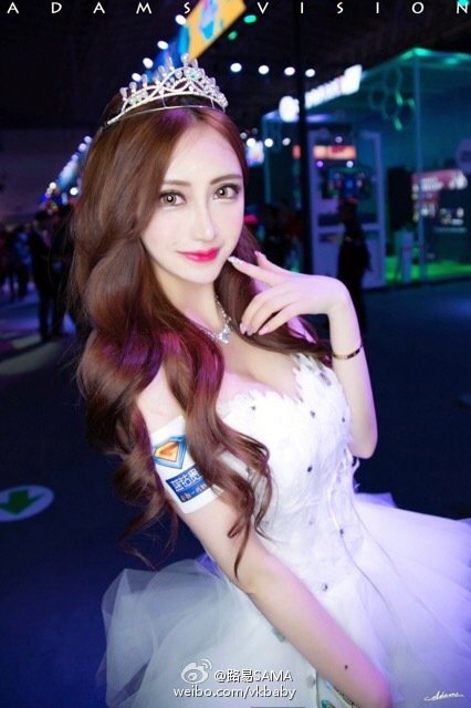 路易SAMA 2016ChinaJoy微鲸展台SG