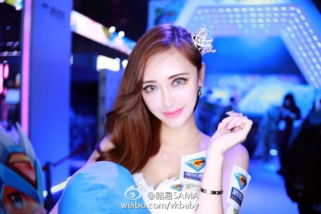 路易SAMA 2016ChinaJoy微鲸展台SG