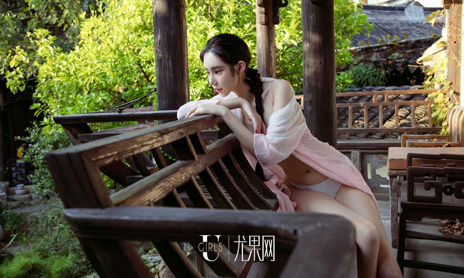 庭院深处有佳人 迷上美色欲断魂