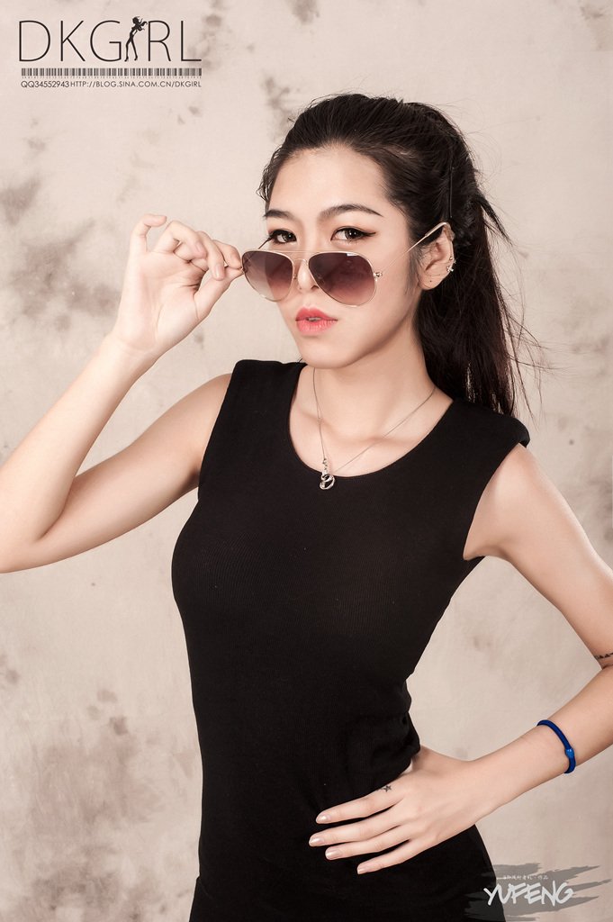 蔡乐儿 御女郎冷艳性感写真图合集
