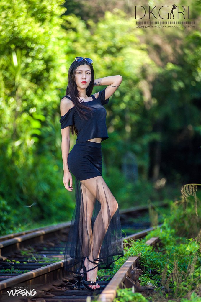 蔡乐儿 御女郎冷艳性感写真图合集
