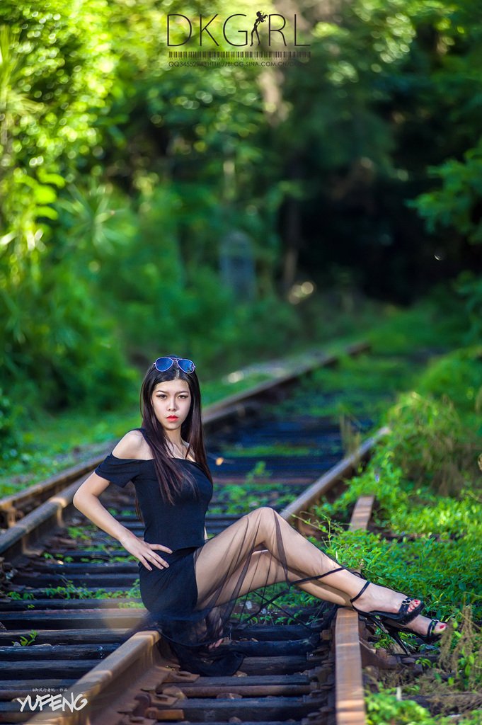 蔡乐儿 御女郎冷艳性感写真图合集
