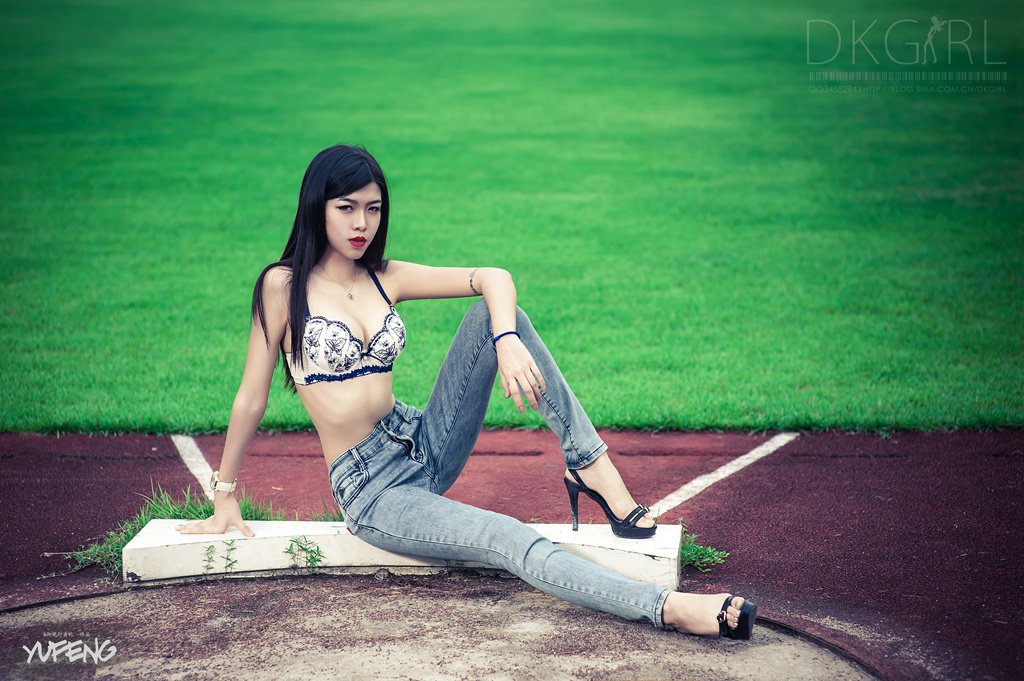 蔡乐儿 御女郎冷艳性感写真图合集