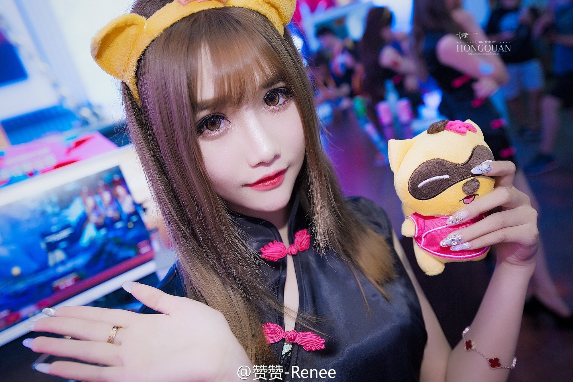 赞赞Renee 2016ChinaJoy多玩游戏展台SG