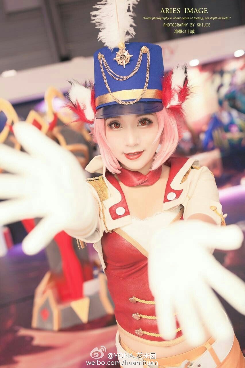 花米团yona 2016ChinaJoy触手展台Coser