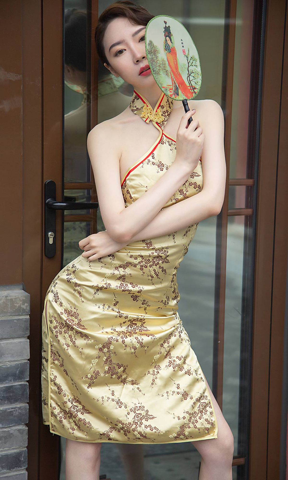 红裙美人梦心玥 春夏弥留的晚松