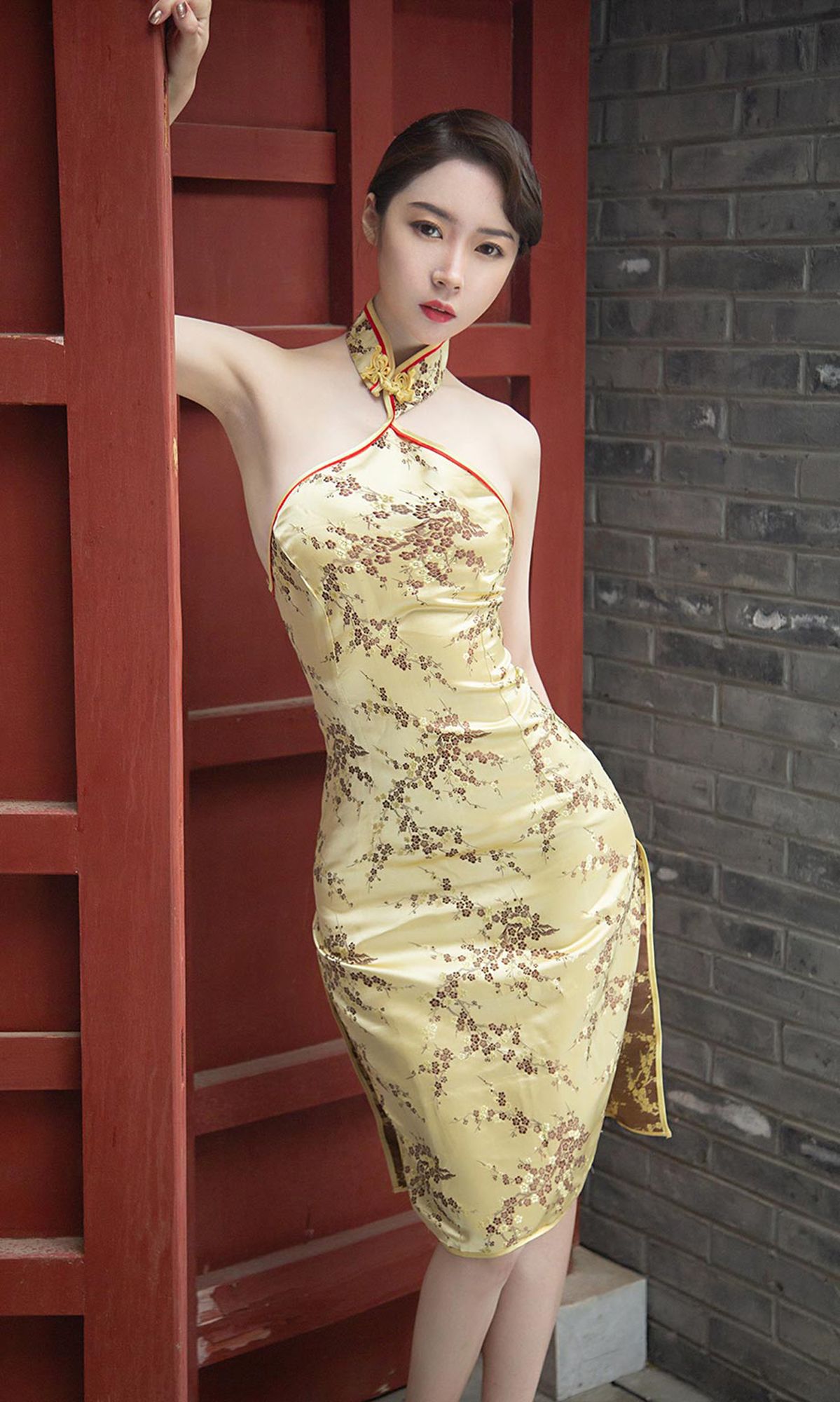 红裙美人梦心玥 春夏弥留的晚松