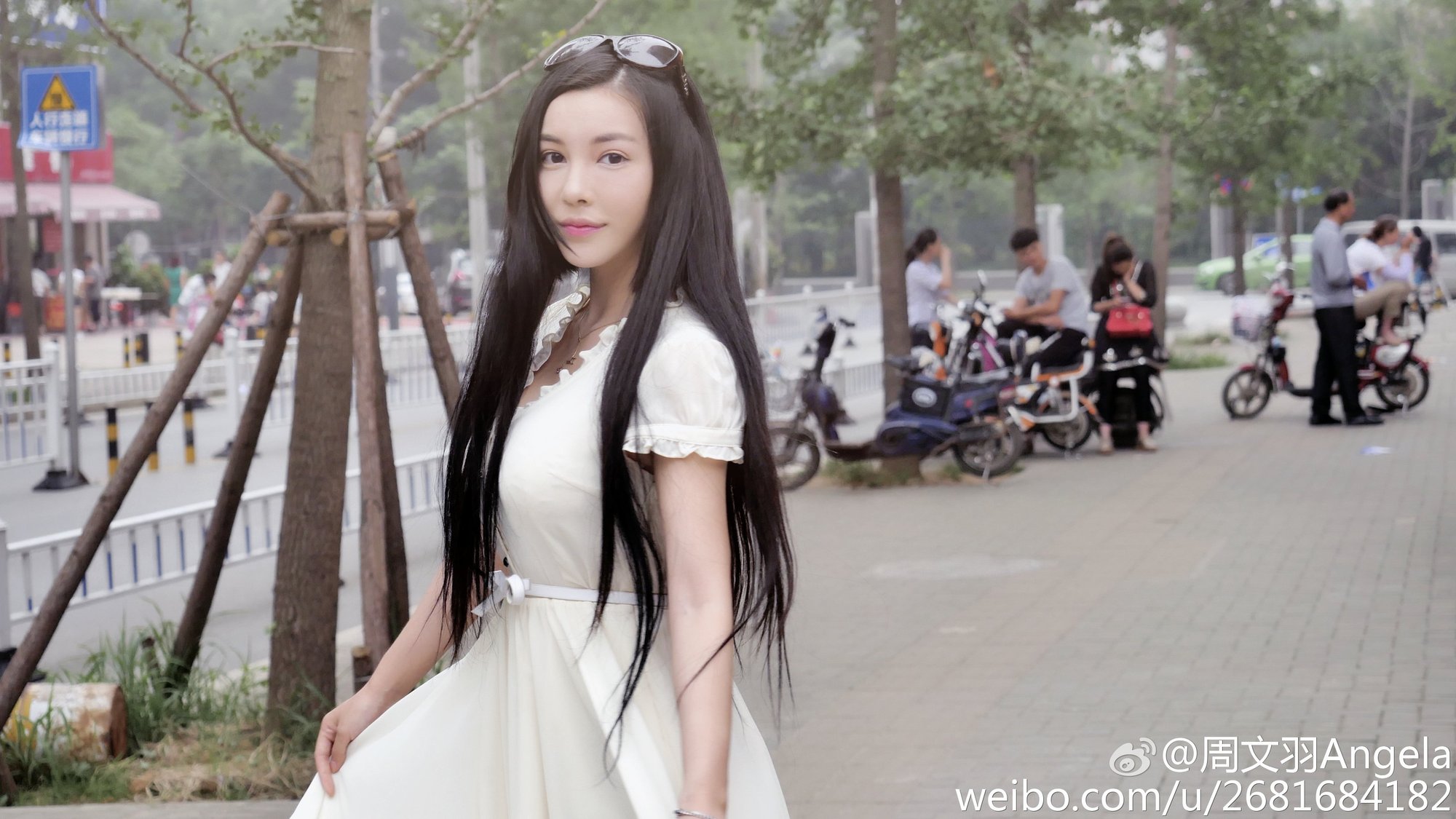 周文羽Angela 童颜巨乳好身材私房美图