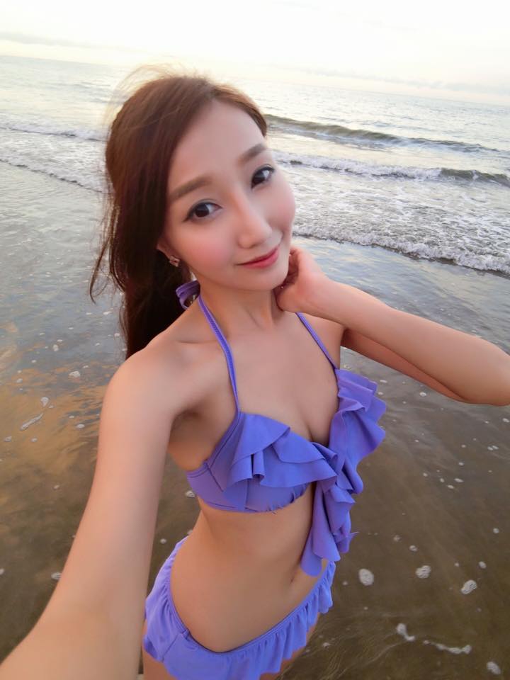 陈逸婕Tina 32C长腿车模私房照诱惑写真图