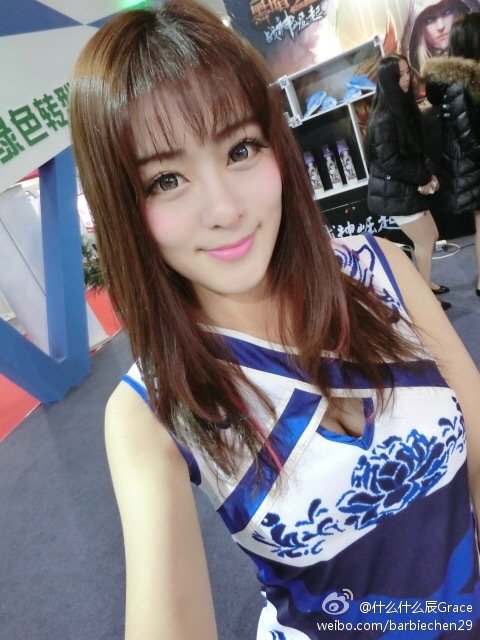 小辰辰 微博私房美照
