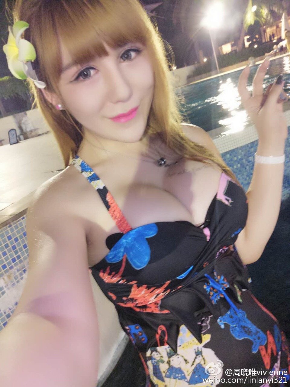 周晓唯vivienne 微博性感私房美图