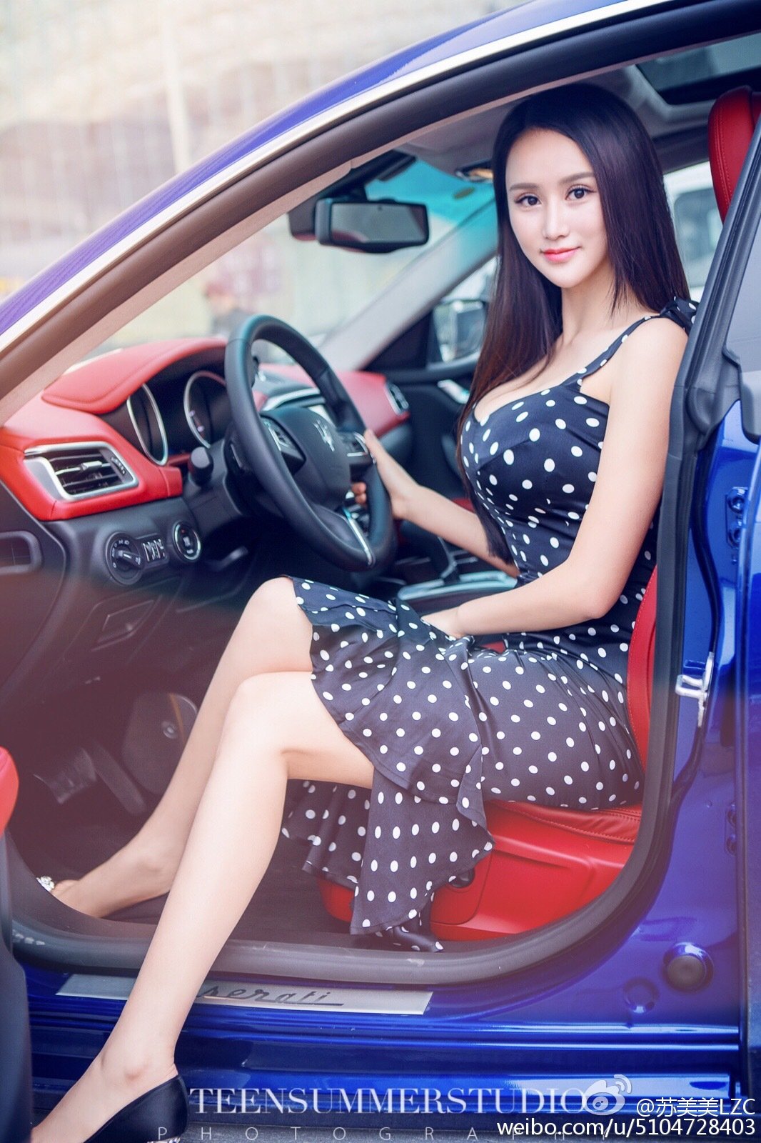 苏美美 大胸姐姐微博私房写真图