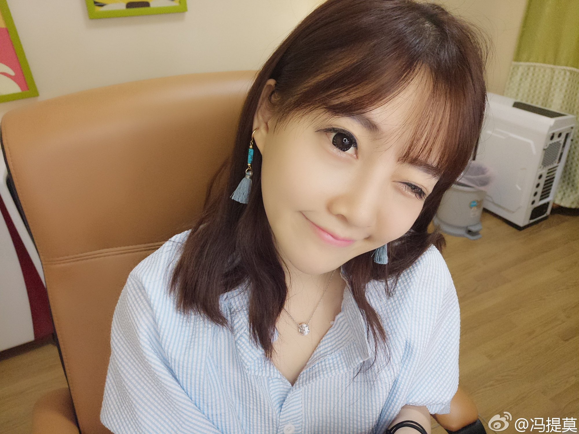 冯提莫 微博超萌私房照诱惑写真图合辑