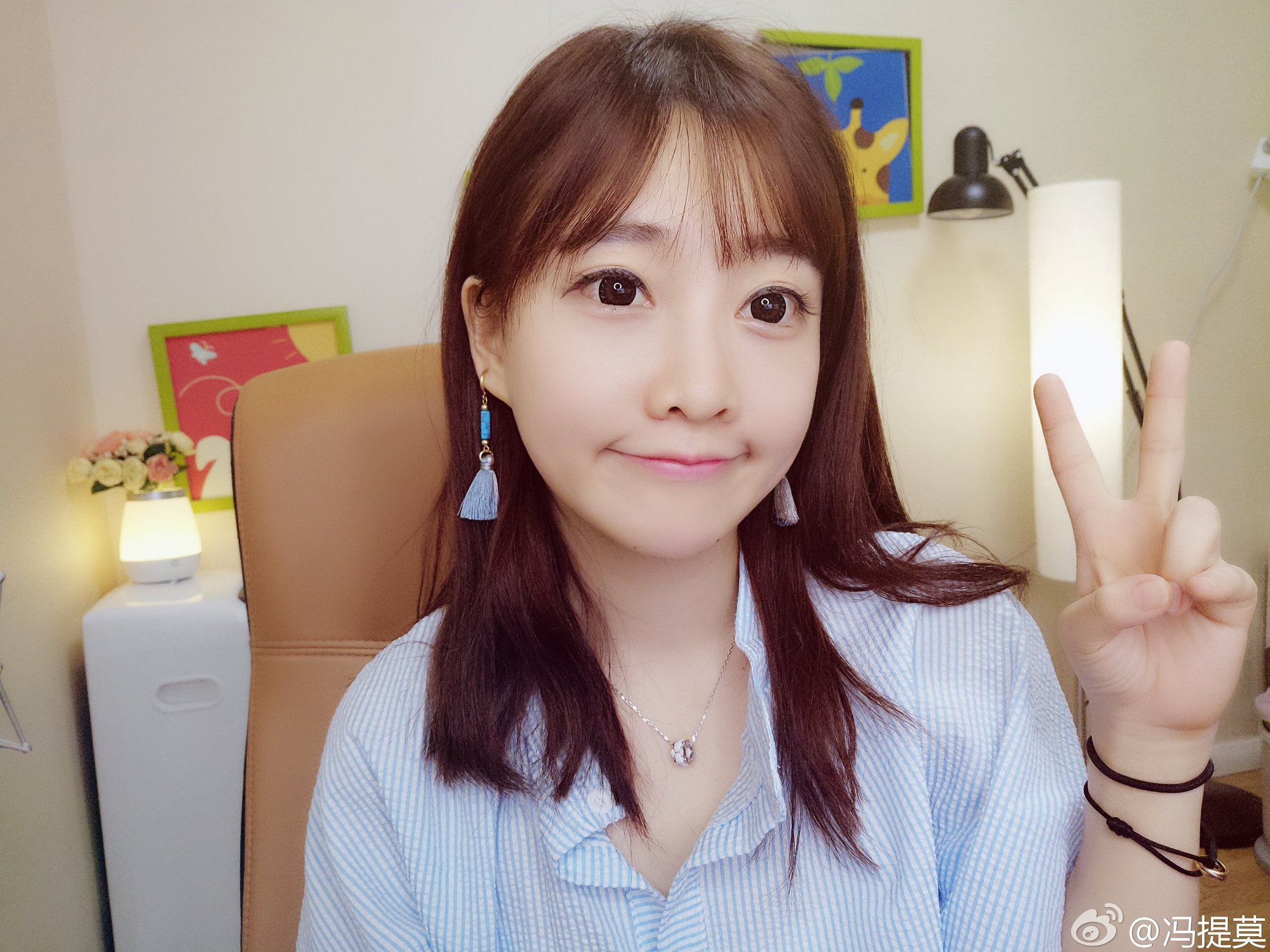 冯提莫 微博超萌私房照诱惑写真图合辑
