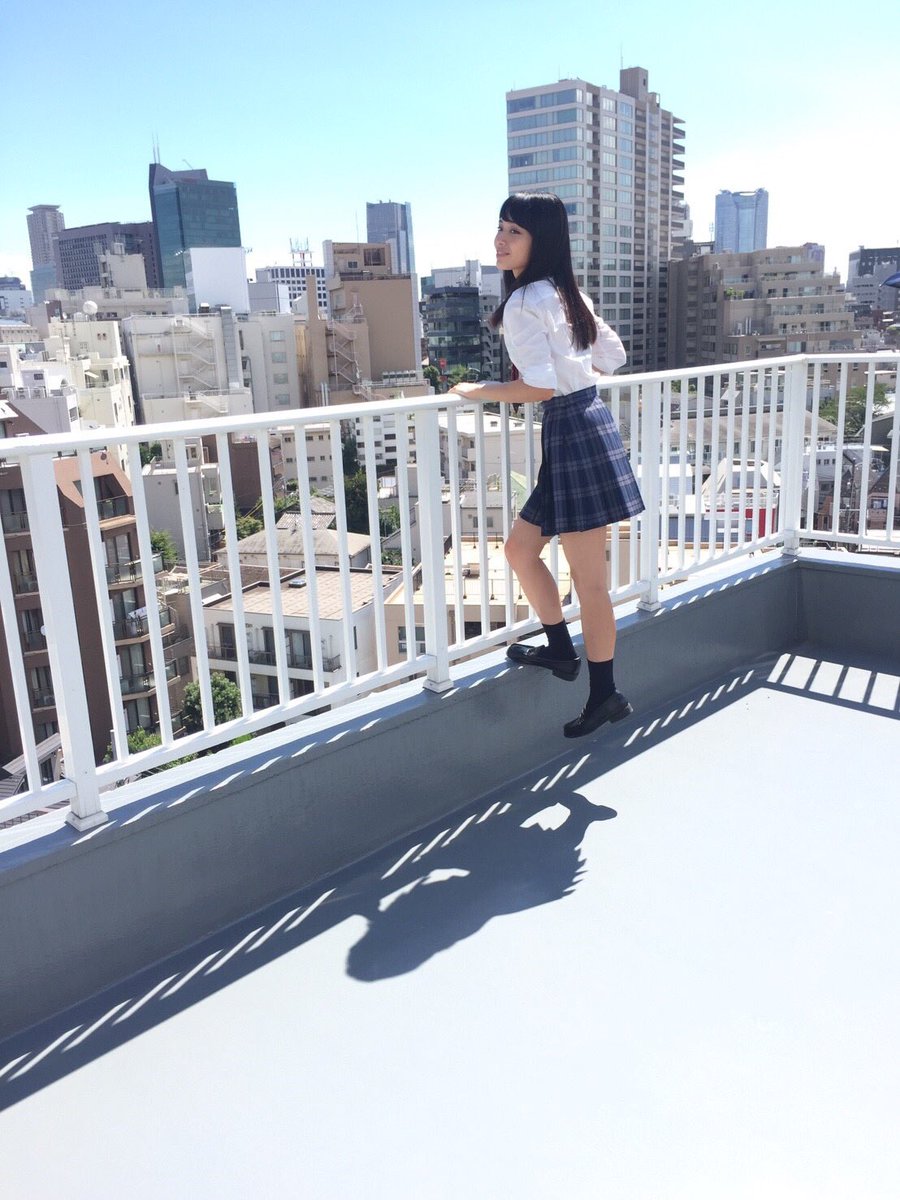 内山爱 现役女子高中生挑战比基尼