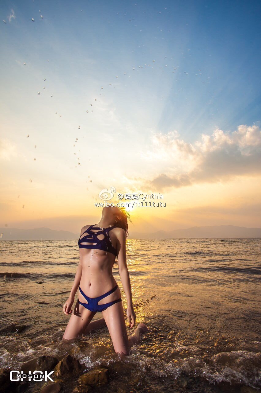 菟菟Cynthia 大眼妹子性感大尺度写真图