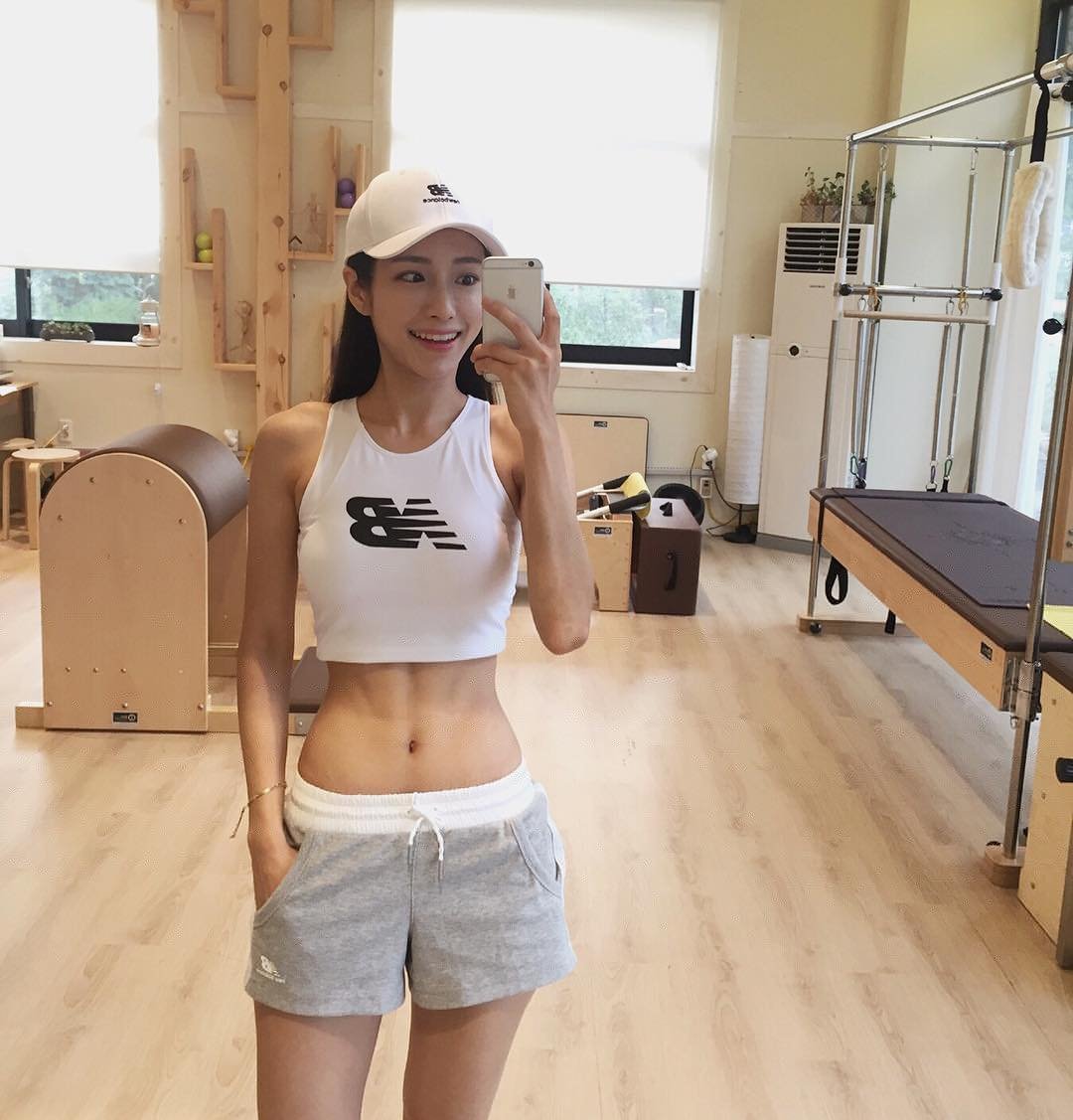 姜贤京 心韩系列普拉提美女