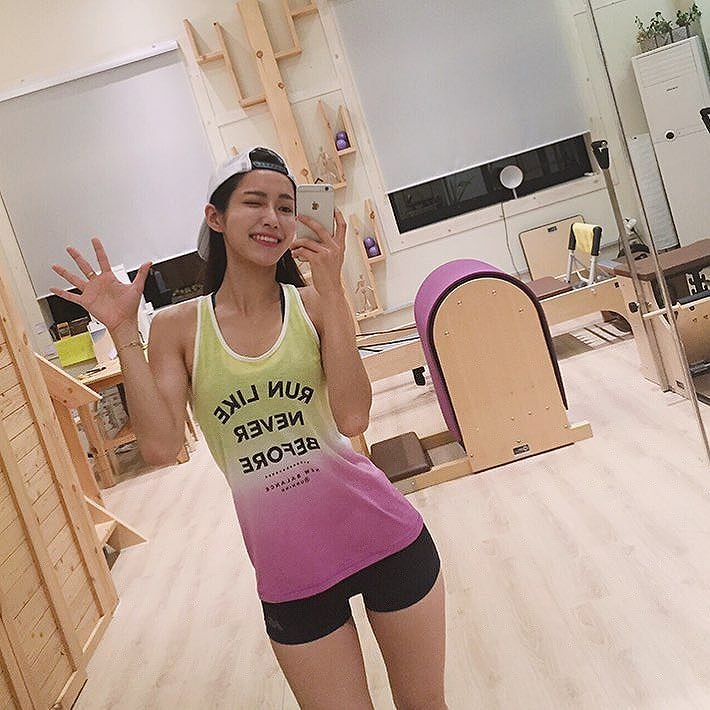 姜贤京 心韩系列普拉提美女