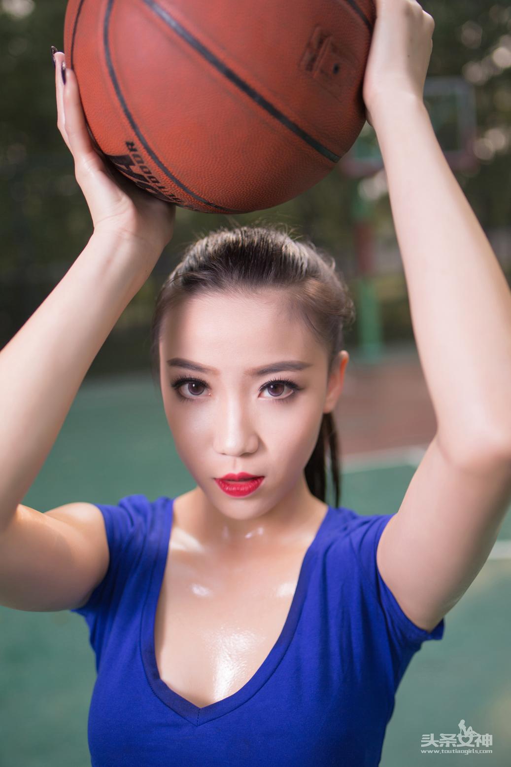 瑷珍珍 #头条女神#性感詹蜜