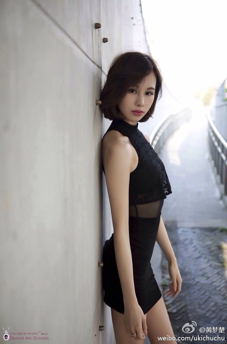 黄梦楚 短发冷艳美女写真图