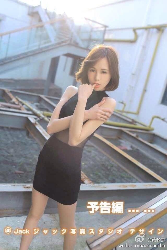 黄梦楚 短发冷艳美女写真图
