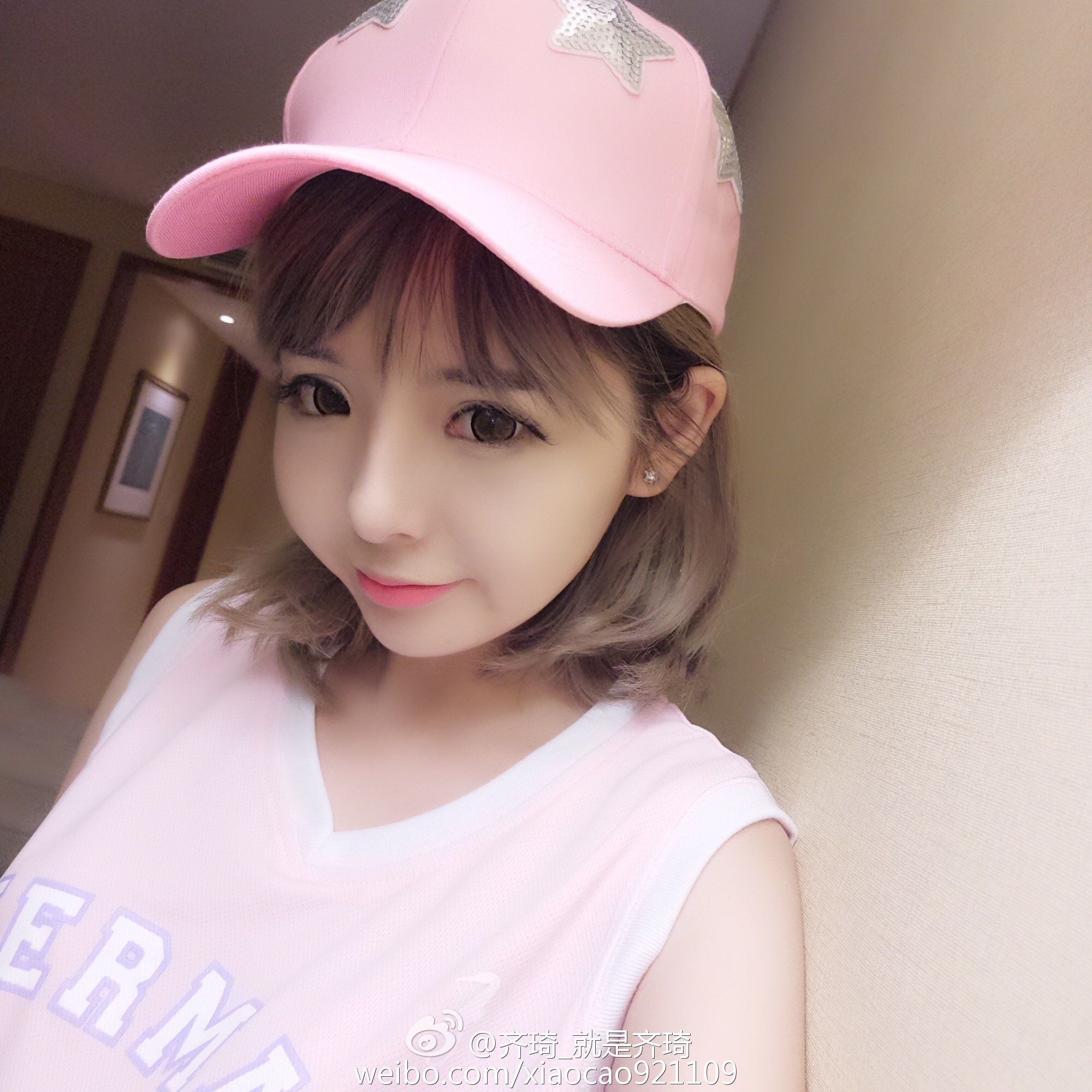 齐琦 长腿萝莉私房照诱惑写真图