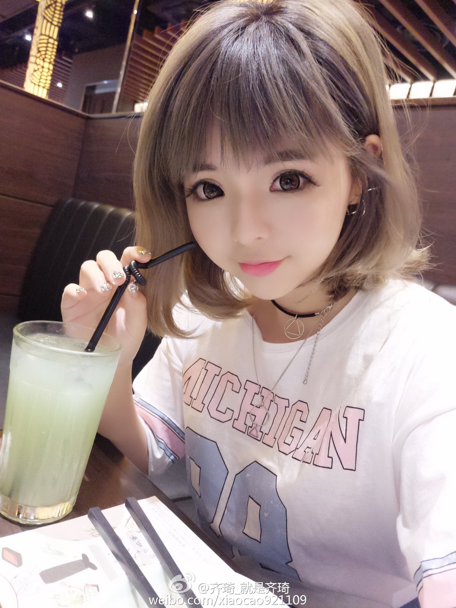齐琦 长腿萝莉私房照诱惑写真图