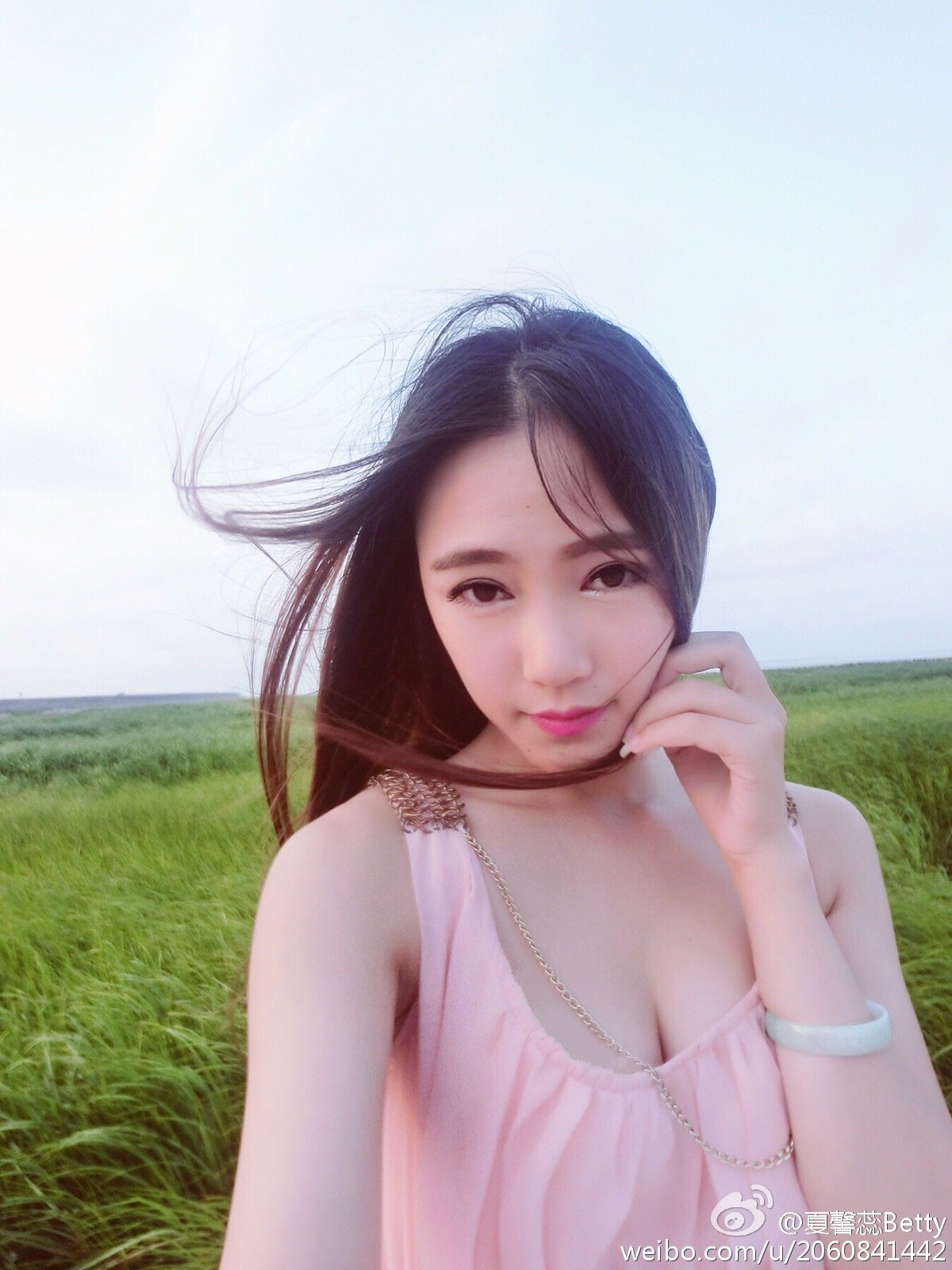 夏馨蕊Betty 微博私房照诱惑写真图
