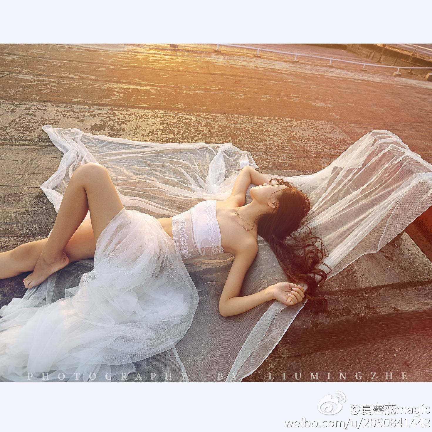 夏馨蕊Betty 微博私房照诱惑写真图