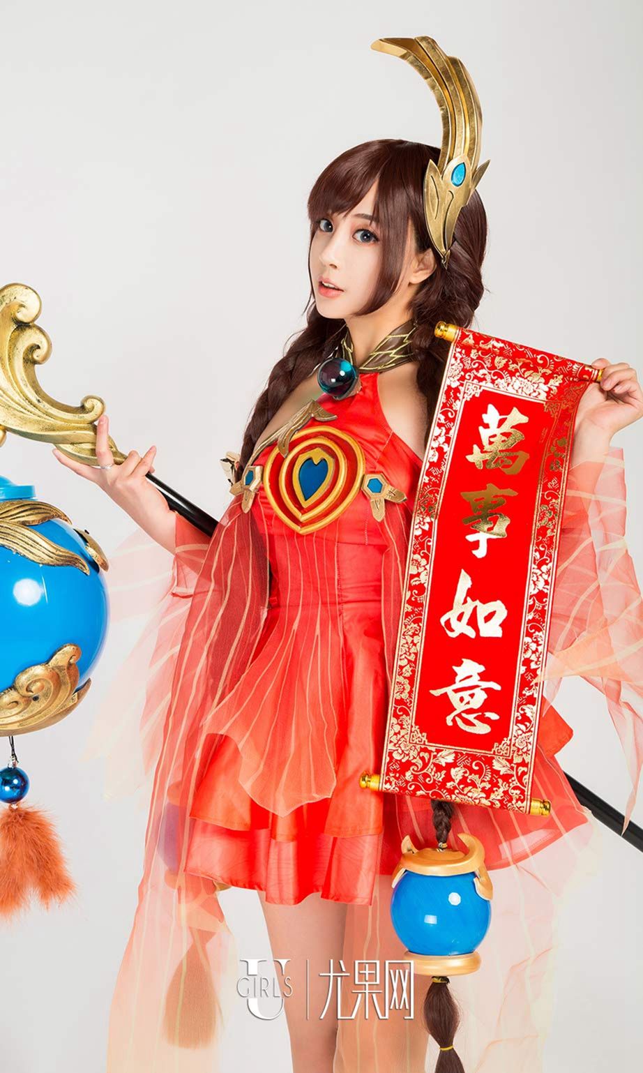 美女如云新春拜年 最强三国角色扮演
