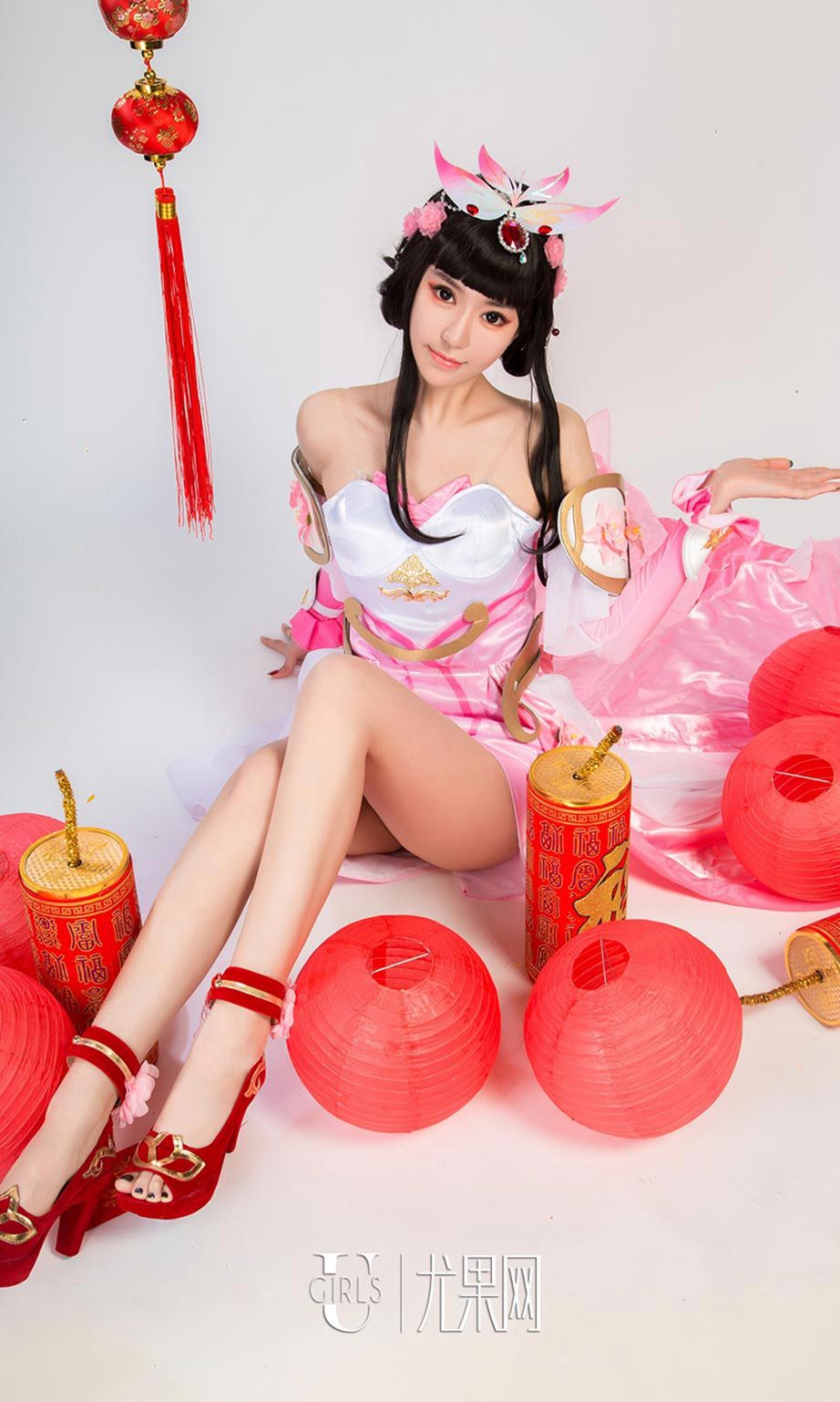 美女如云新春拜年 最强三国角色扮演