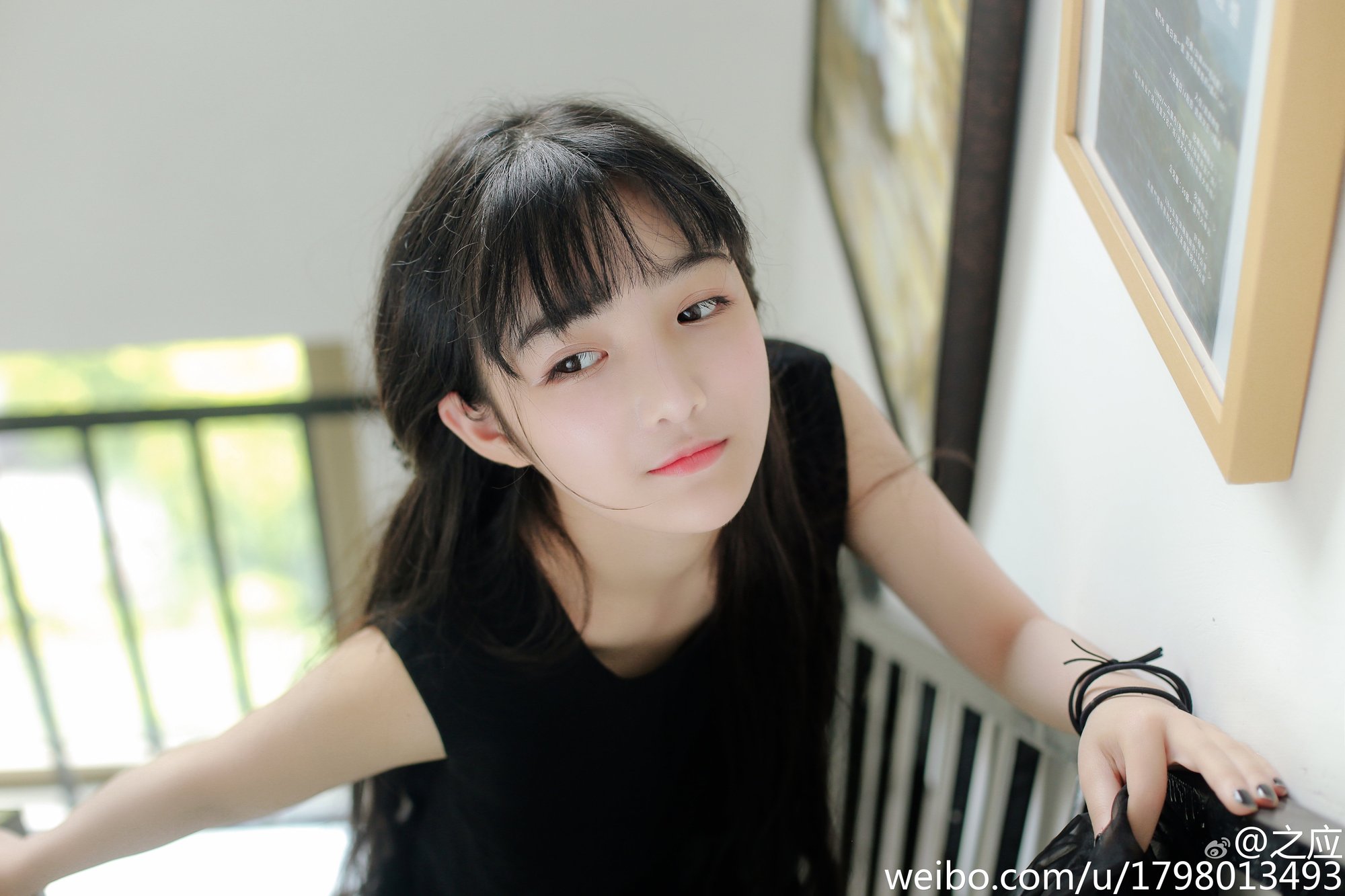 之应 萝莉妹子俏皮写真图