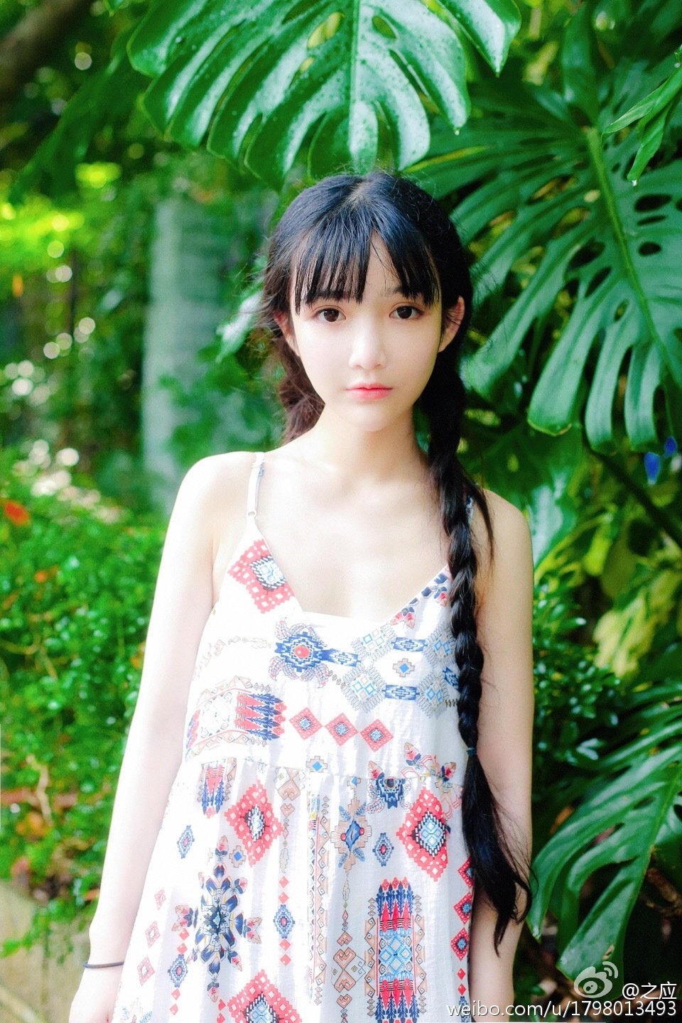 之应 萝莉妹子俏皮写真图