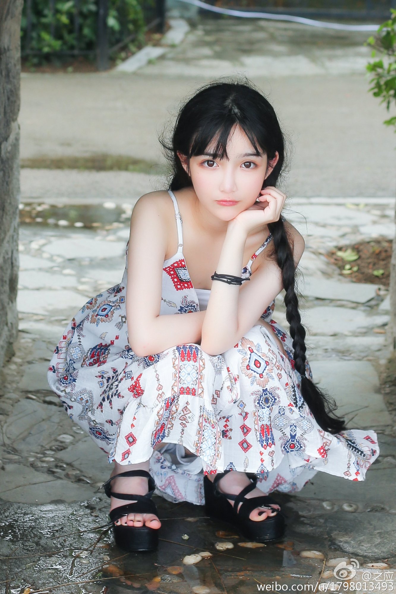 之应 萝莉妹子俏皮写真图