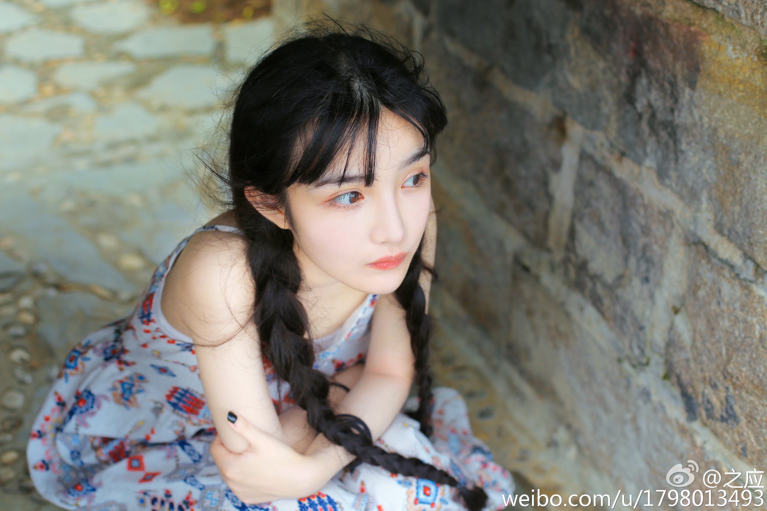 之应 萝莉妹子俏皮写真图
