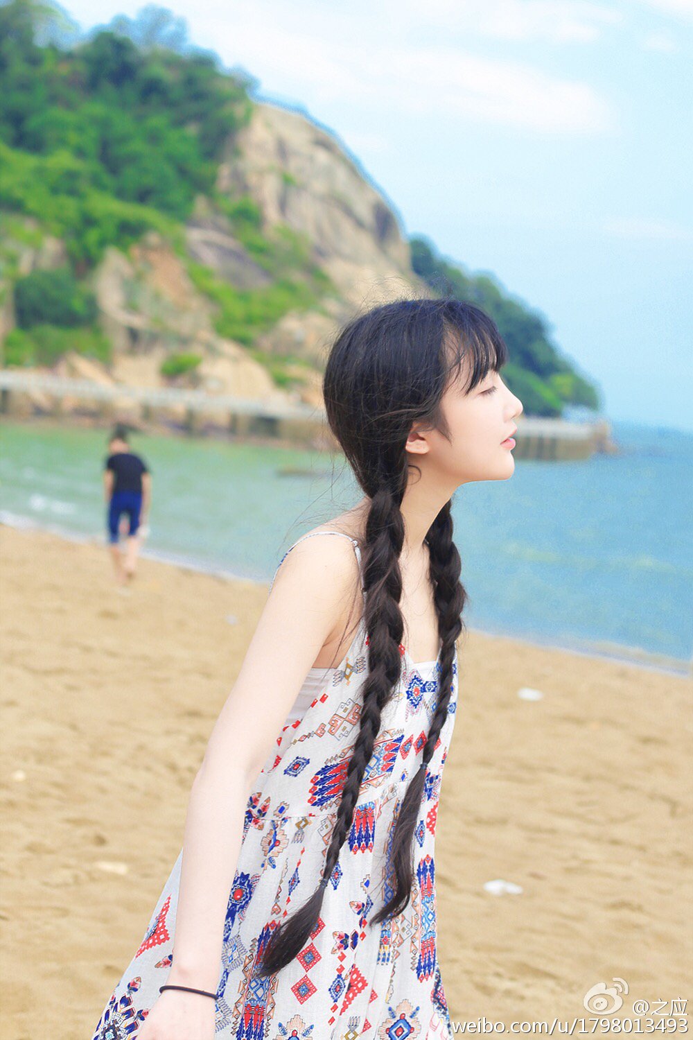之应 萝莉妹子俏皮写真图