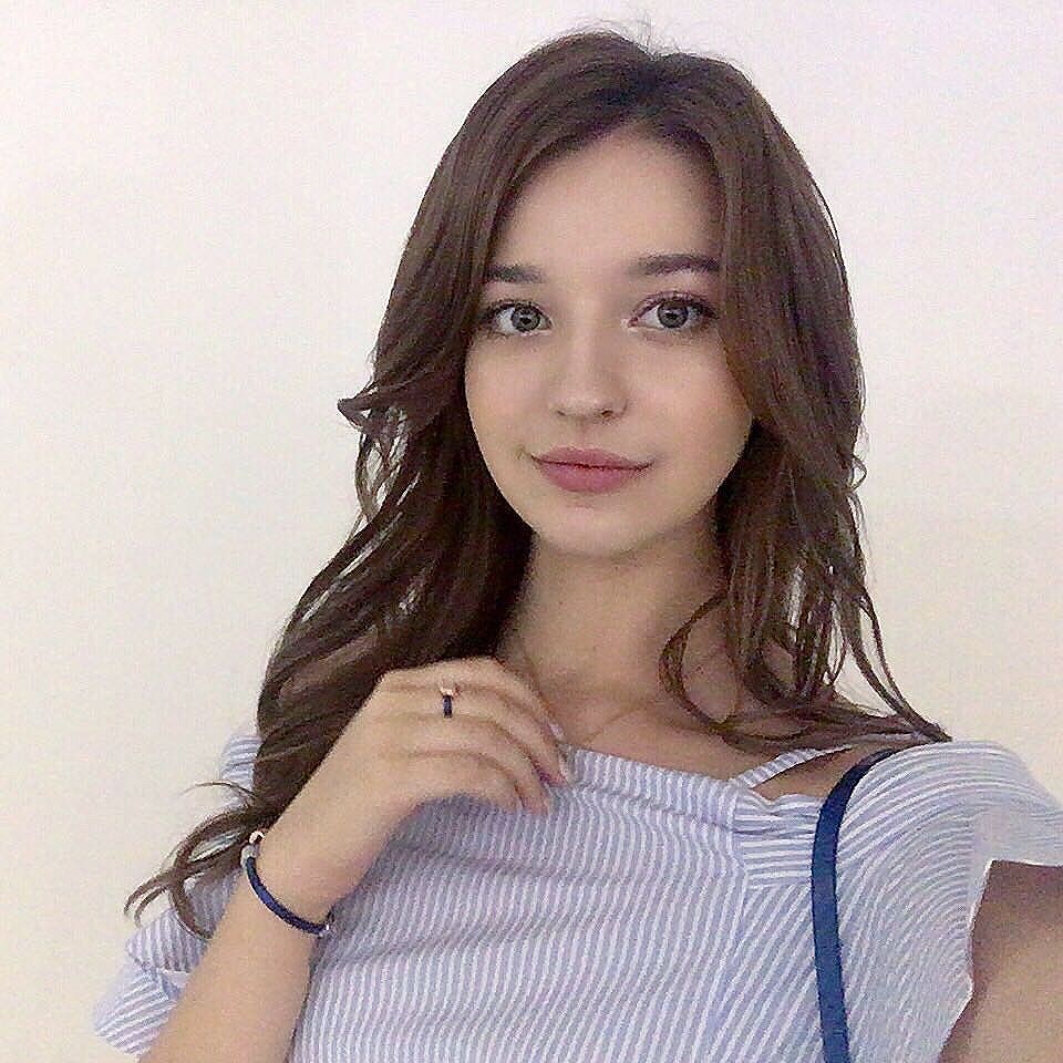 Angelina Danilova 俄罗多姿的可爱美女