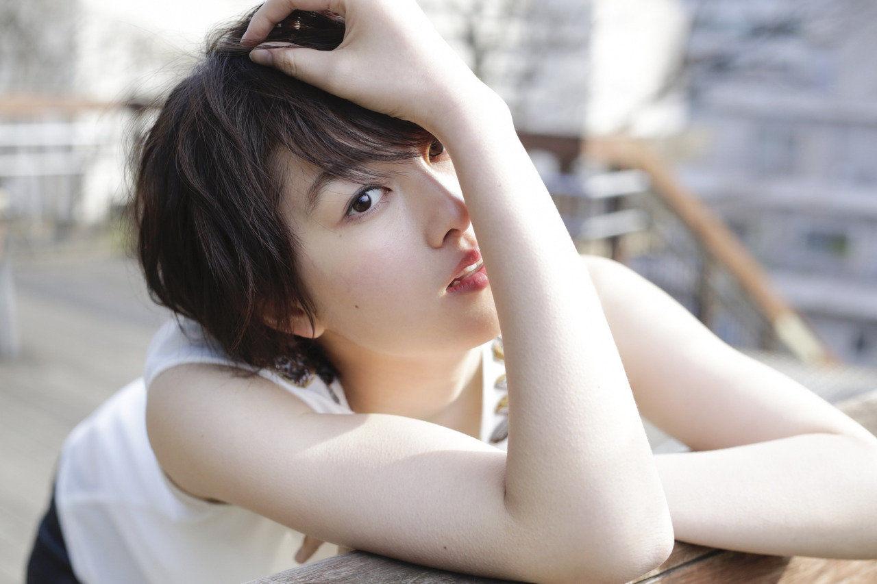 高月彩良 天然实力派女演员