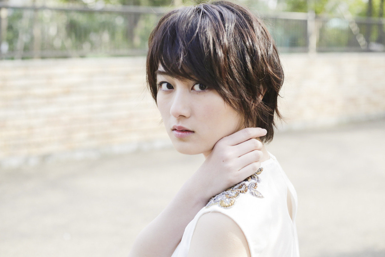 高月彩良 天然实力派女演员