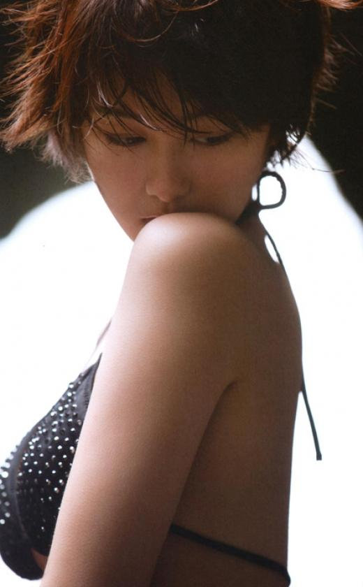 高月彩良 天然实力派女演员