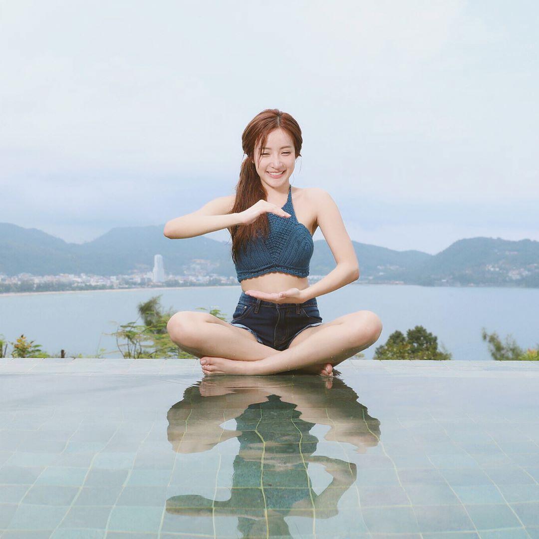日韩泰中四国混血Thanyarat 取下牙套后的海量美照