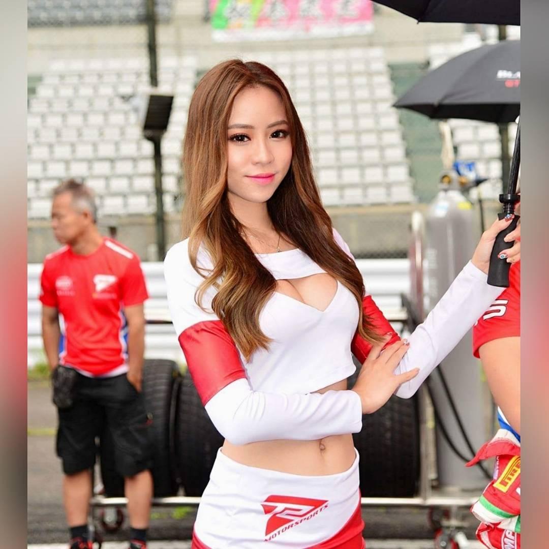 大马车模Germaine Ong,性感俏佳人