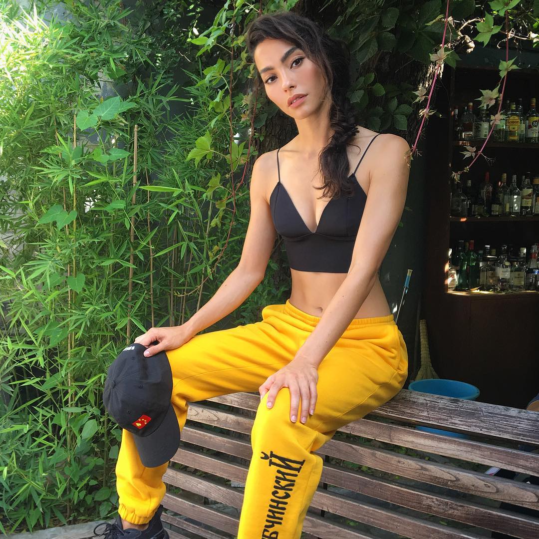 Adrianne Ho 真·街头女神!健美身材让全世界疯狂!