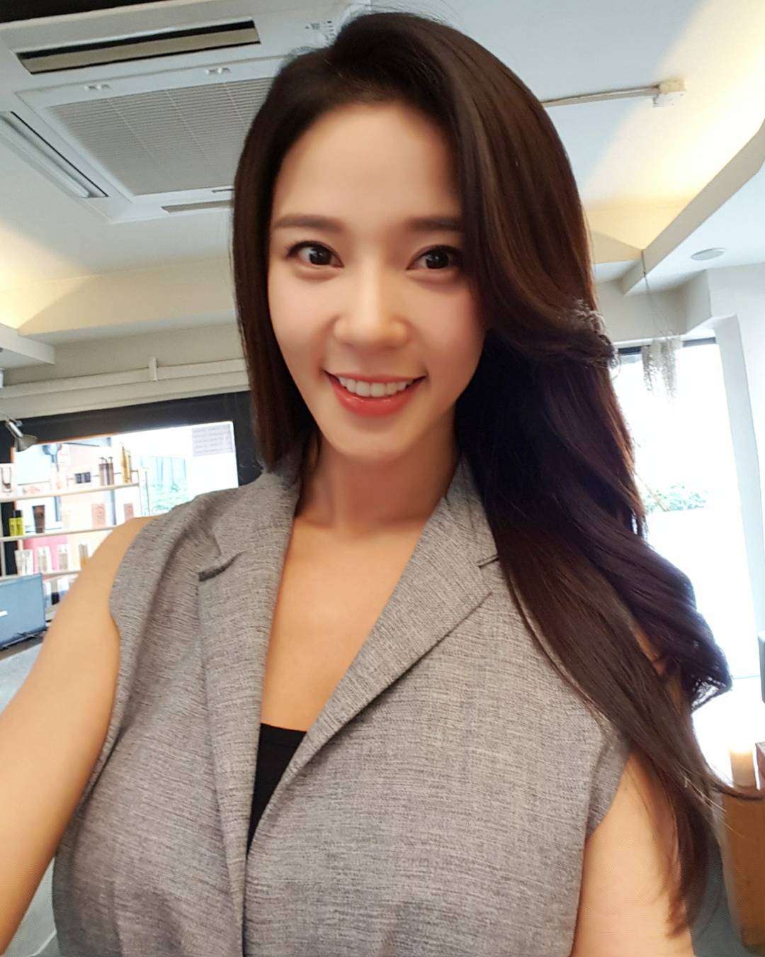 雷杨(레이양) 美貌与气质兼备的健身教练