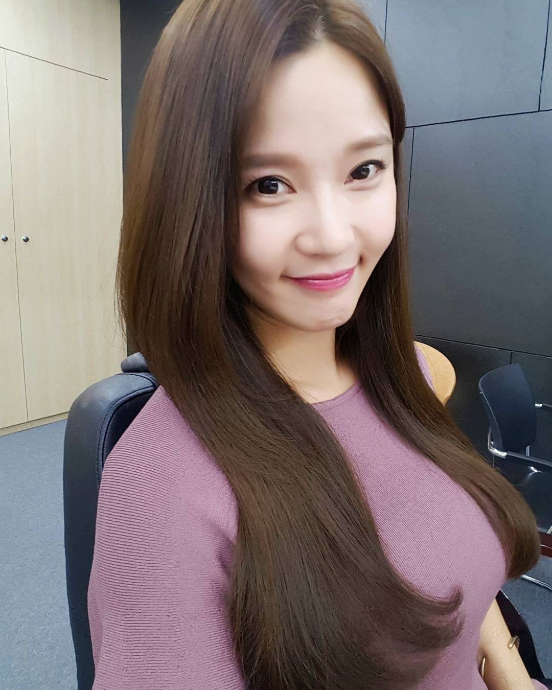 雷杨(레이양) 美貌与气质兼备的健身教练