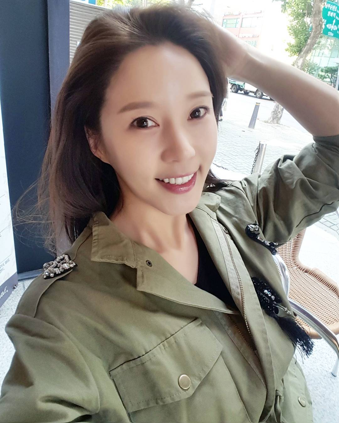 雷杨(레이양) 美貌与气质兼备的健身教练