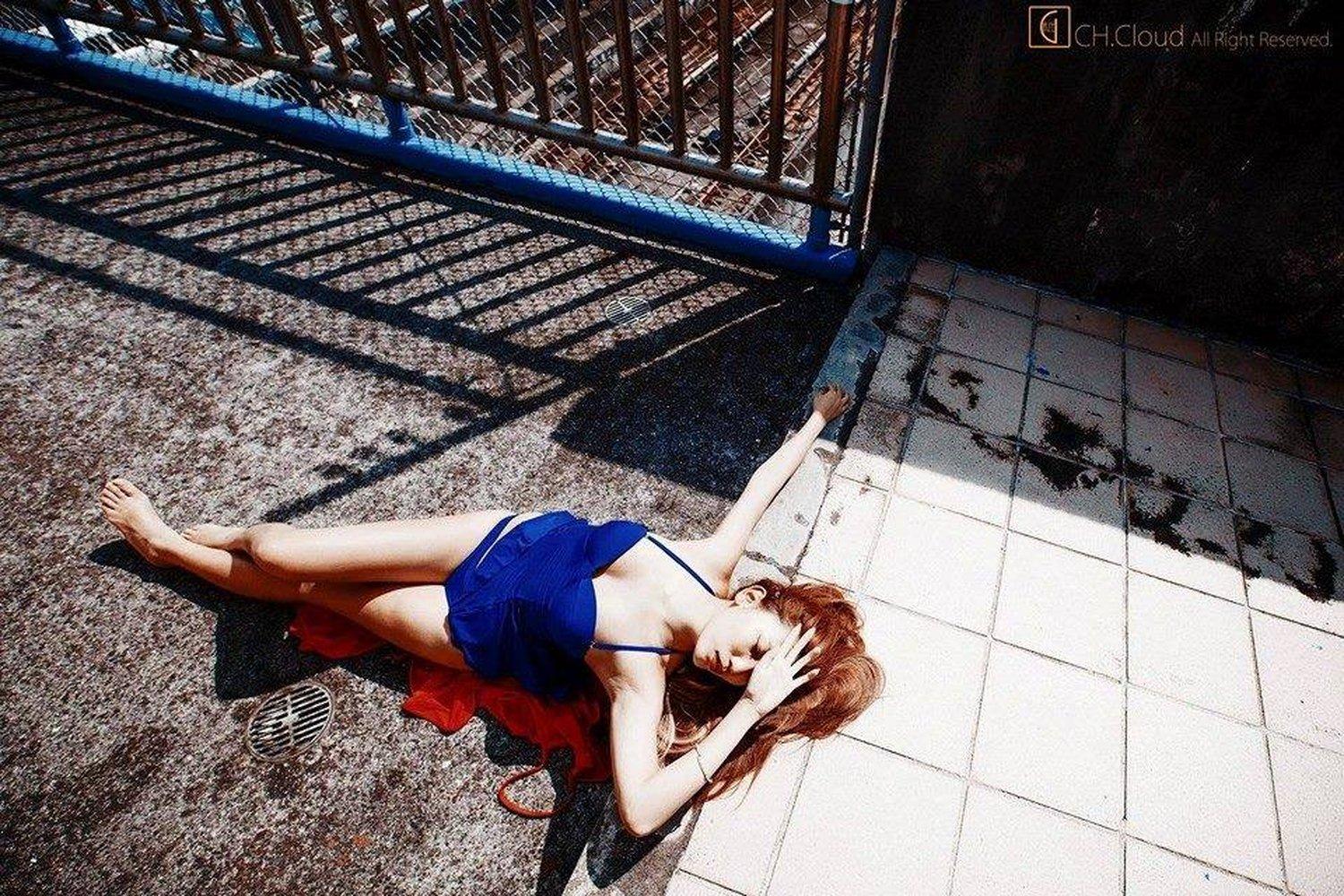 希亚Thea 凤眼艳气满分 超惹火美照