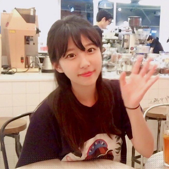 宋舞彬 颜值100分的南韩菜鸟记者