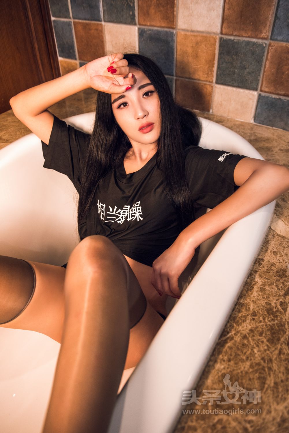 星空美人涟漪sara 相当暴躁黑丝勾人